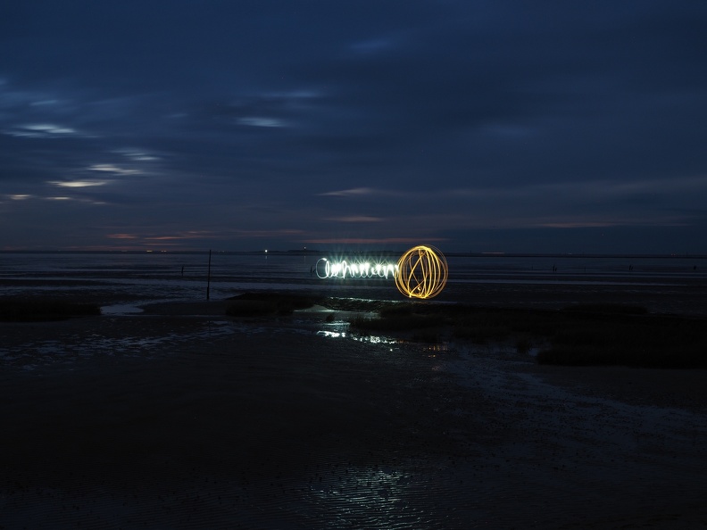 20251104_Light_painting_06.JPG