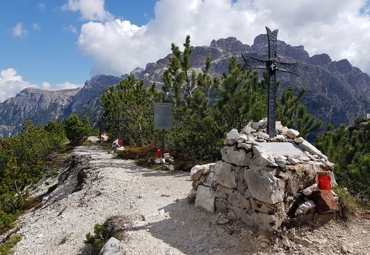 Soldatenfriedhof am Monte Piana