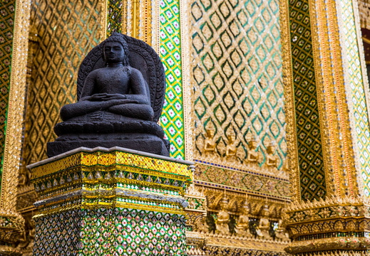 Thailand, Budha vor Mosaiken